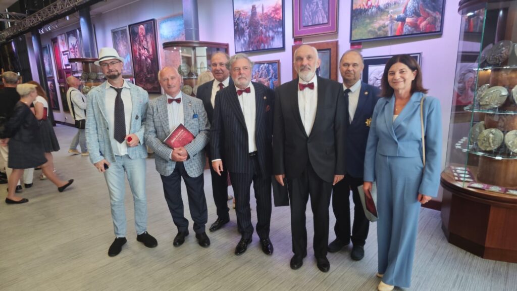 Chrabri vis moderna